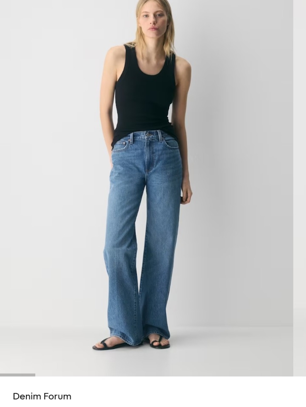 Aritzia Denim Forum Farrah Medium Blue Wide-Leg Jeans